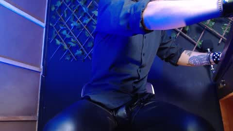 DICAPRIO online show from November 21, 7:13 pm