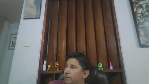 dickeduardo online show from April 1, 1:51 am