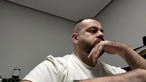 Snapshot of dicktracy_86 chatting on December 22, 5:32 pm DANI online show from December 22, 5:32 pm