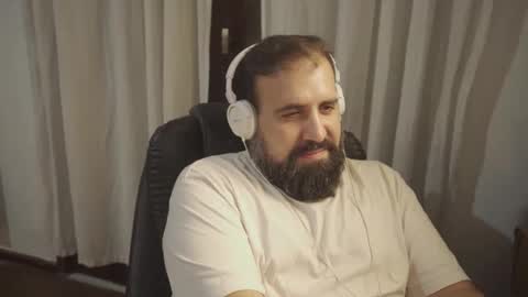 Cristian Dipolino online show from April 28, 2:27 am