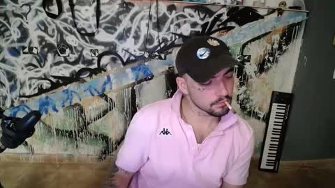 didismurf02 online show from December 2, 12:47 am