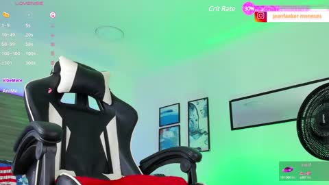 Snapshot of dilam_alfonzo chatting on December 22, 7:42 pm Dilan online show from December 22, 7:42 pm