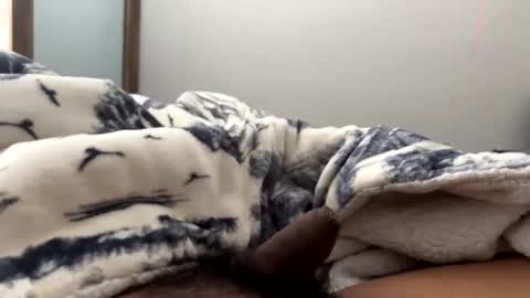 Snapshot of dj9469615 chatting on February 16, 3:27 pm dj9469615 online show from February 16, 3:27 pm