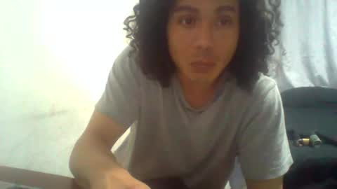 Snapshot of djo211294 chatting on January 7, 6:28 am djo211294 online show from January 7, 6:28 am