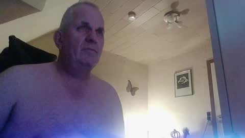 doggy2629 online show from October 29, 8:23 pm