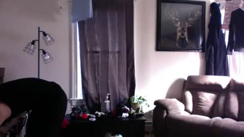 Snapshot of doingmek9 chatting on March 3, 6:29 pm doingmek9 online show from March 3, 6:29 pm