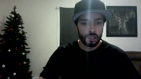 Snapshot of doingmek9 chatting on December 28, 10:02 pm doingmek9 online show from December 28, 10:02 pm