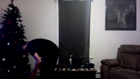 Snapshot of doingmek9 chatting on January 1, 10:43 am doingmek9 online show from January 1, 10:43 am