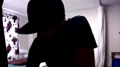 Snapshot of doingmek9 chatting on September 28, 2:15 pm doingmek9 online show from September 28, 2:15 pm