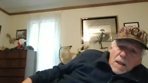 Snapshot of doingmyself69 chatting on March 4, 10:38 pm doingmyself69 online show from March 4, 10:38 pm