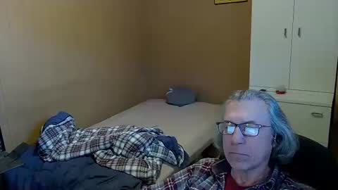 domiande online show from February 17, 2:48 pm