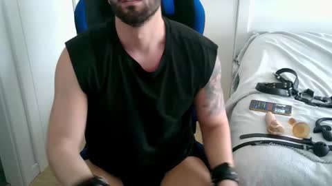 DominatedTitan online show from February 24, 10:49 am