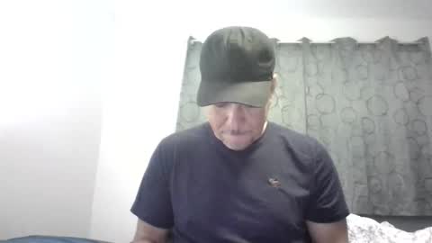 luis online show from December 28, 5:23 am