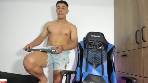 dorman_boy online show from February 21, 4:24 am