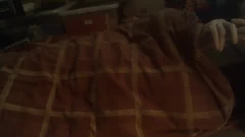 Hello  welcome to Slutsville  I am the Naked Chef  really  but you may call me Peter online show from December 29, 10:01 am