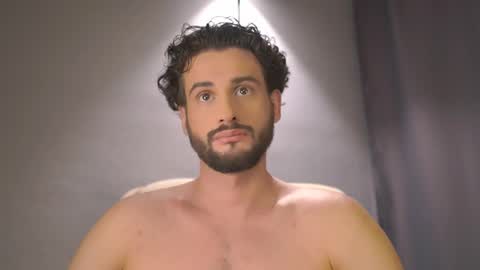 Keen online show from February 12, 2:01 pm