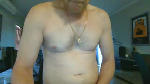 Snapshot of dougstone80 chatting on October 5, 12:58 am dougstone80 online show from October 5, 12:58 am
