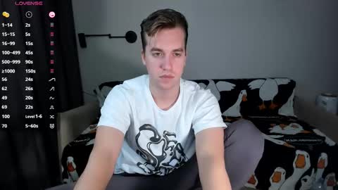 Mervin  online show from November 3, 9:16 pm