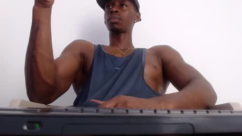 Drake 23 online show from December 15, 7:55 pm