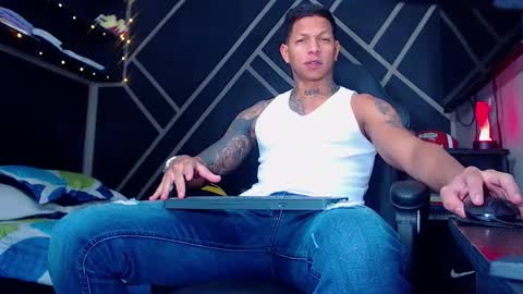 Drake online show from November 20, 3:50 am