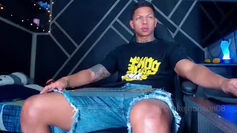 Drake online show from February 7, 4:52 am