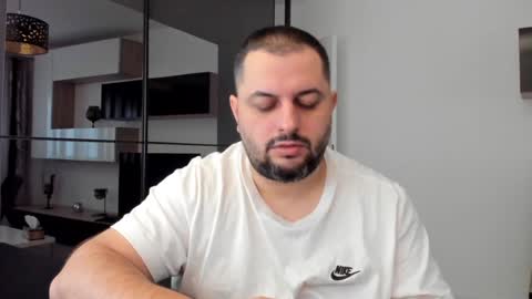 Draven A online show from January 14, 6:56 am