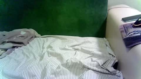 Snapshot of dreaman30 chatting on December 4, 10:51 pm dreaman30 online show from December 4, 10:51 pm