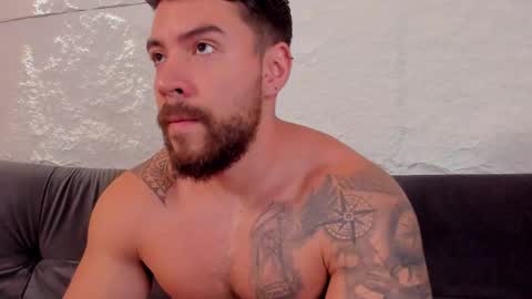 cris online show from September 8, 10:09 pm