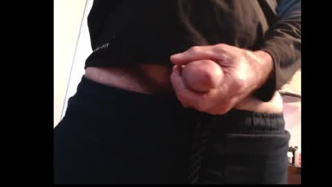 Snapshot of drmbigg chatting on December 6, 1:07 am Hello Hope you enjoy what you see. I love attention in dirty talk and tips thickcock  edging precum dirtyTalk C2C online show from December 6, 1:07 am