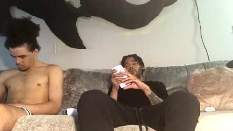 2xTheTrouble online show from March 27, 5:25 pm