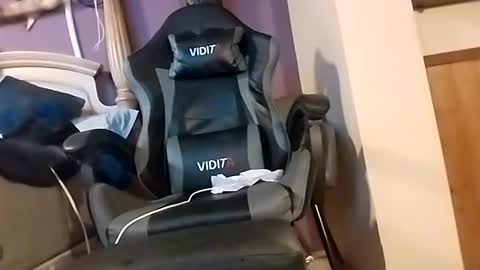 dtrain6969420 online show from October 24, 2:35 am