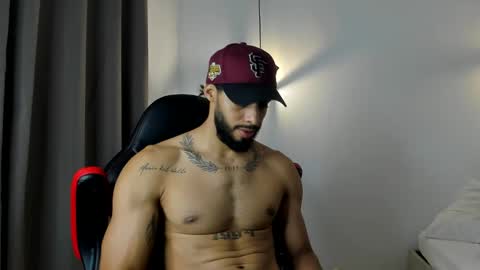 DWAYNIE online show from March 6, 7:36 am