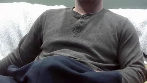 dweav240 online show from February 18, 10:07 pm