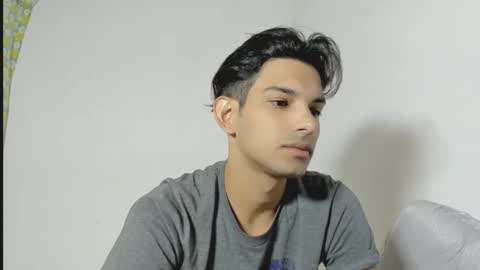 Snapshot of dylan_hoot chatting on October 29, 10:02 pm Dylan online show from October 29, 10:02 pm