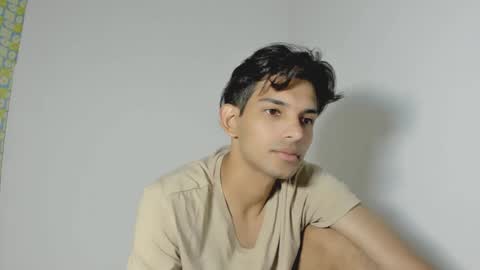 Snapshot of dylan_hoot chatting on September 22, 11:15 pm Dylan online show from September 22, 11:15 pm