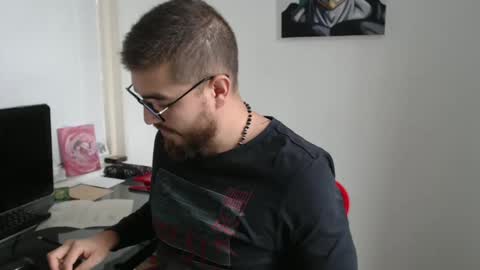 dylanhot10 online show from September 27, 8:28 pm