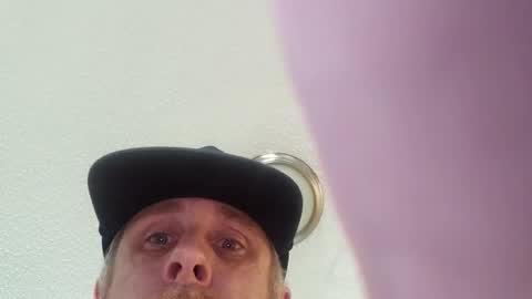 dzznutzzz online show from October 24, 1:57 pm