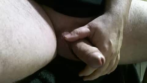 Snapshot of edgingchubsub chatting on February 1, 11:58 pm edgingchubsub online show from February 1, 11:58 pm