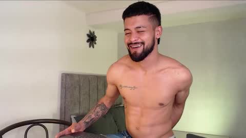 Snapshot of eevil_boys_77 chatting on October 20, 1:37 pm eevil_boys_77 online show from October 20, 1:37 pm