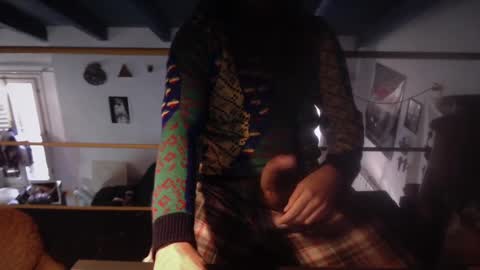 eighthundredeightyeight online show from December 12, 9:51 am