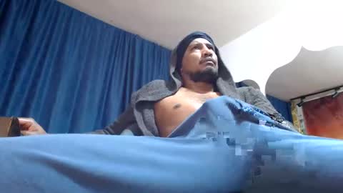 elcaballeroblack online show from December 18, 2:29 am