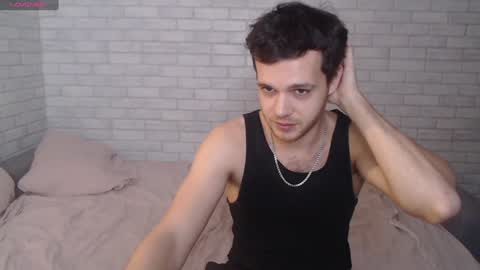 Alex online show from December 8, 3:13 pm