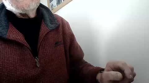 elfyonee online show from December 5, 1:18 pm