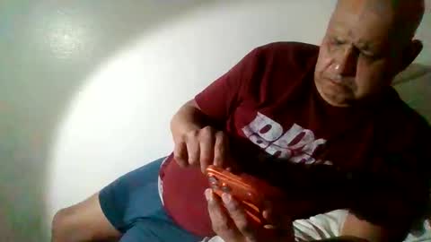 elmario24 online show from December 1, 11:24 am