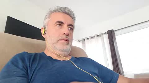 fer online show from March 9, 2:21 pm