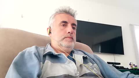 fer online show from January 1, 3:14 pm