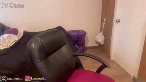 emanuell___ online show from March 16, 10:47 pm