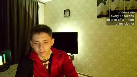 emveeboy96 online show from November 11, 8:25 pm