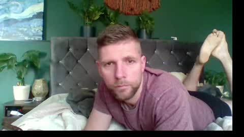 Eno218765 online show from October 26, 12:40 pm