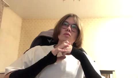 haru moon online show from February 25, 11:06 pm